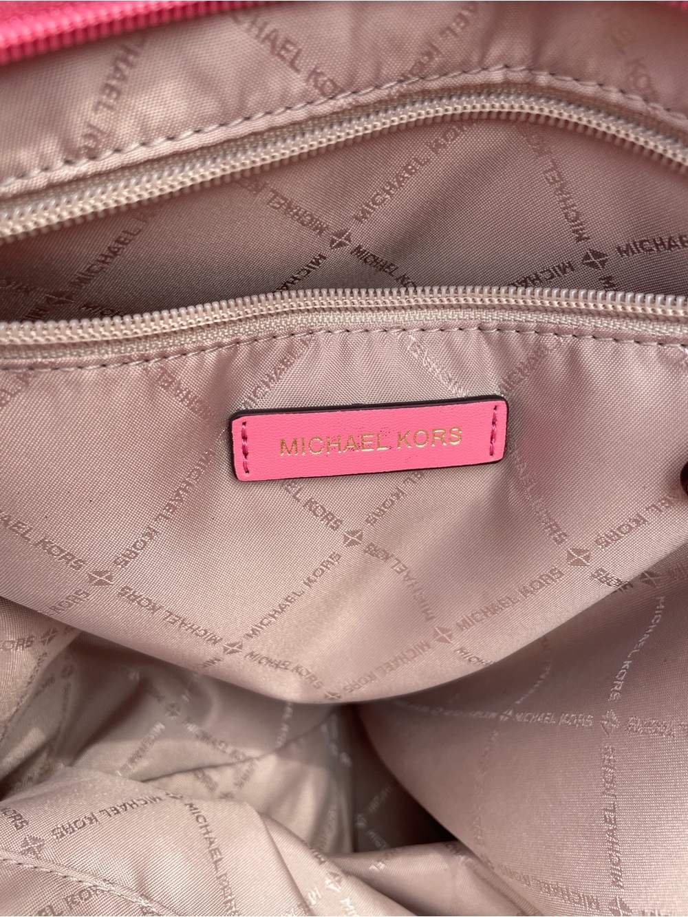 Michael Kors White
Pink Shoulder Kimber Large
Cotton Canvas Tote Bag - Picture 8 of 16